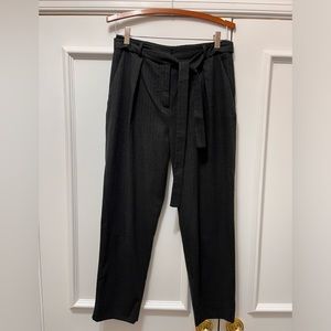 Zara (S) tapered pants
